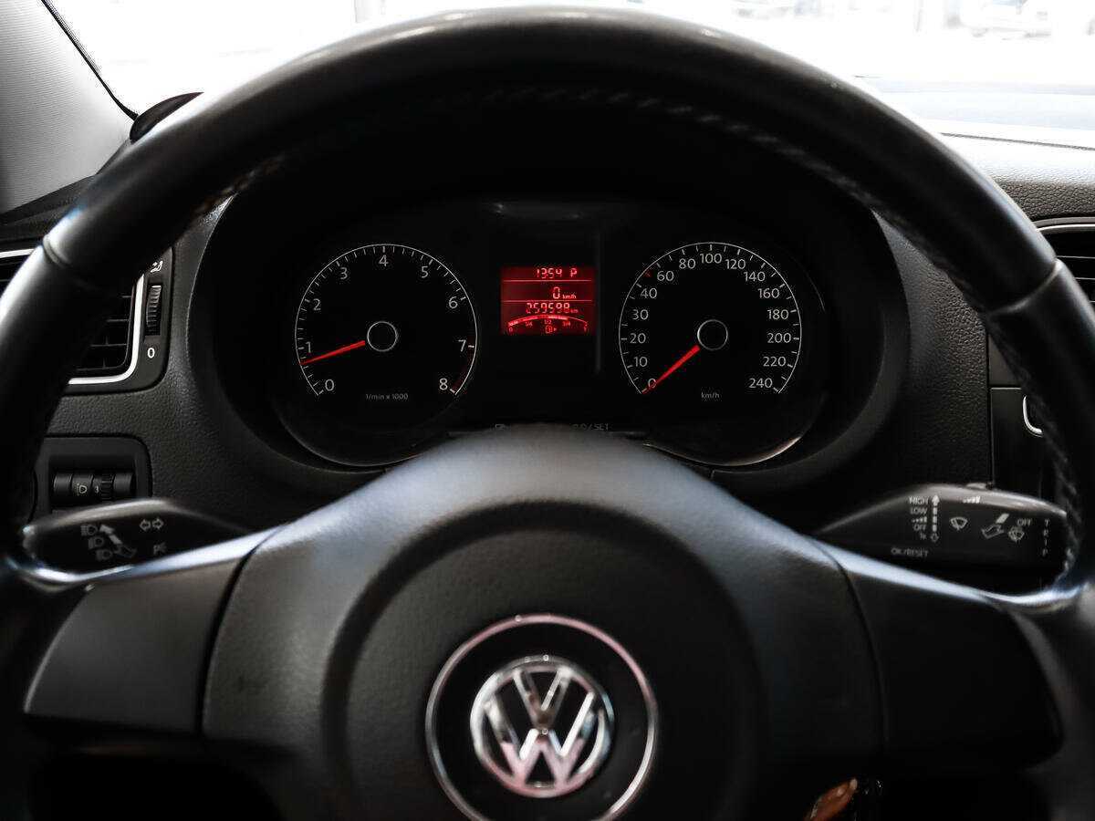 Volkswagen Polo, 2013 Фото №14