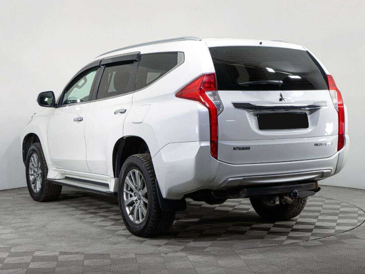 Mitsubishi Pajero Sport, 2018 Фото №7