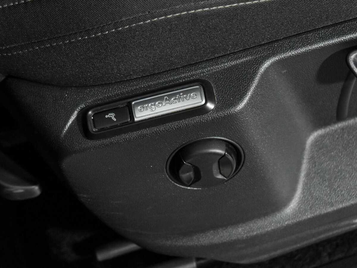 Volkswagen Tiguan, 2017 Фото №10