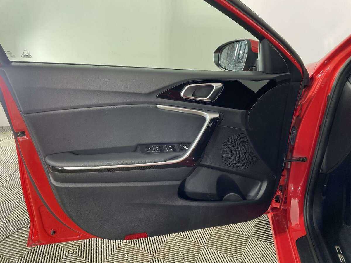 Kia Ceed, 2020 Фото №8