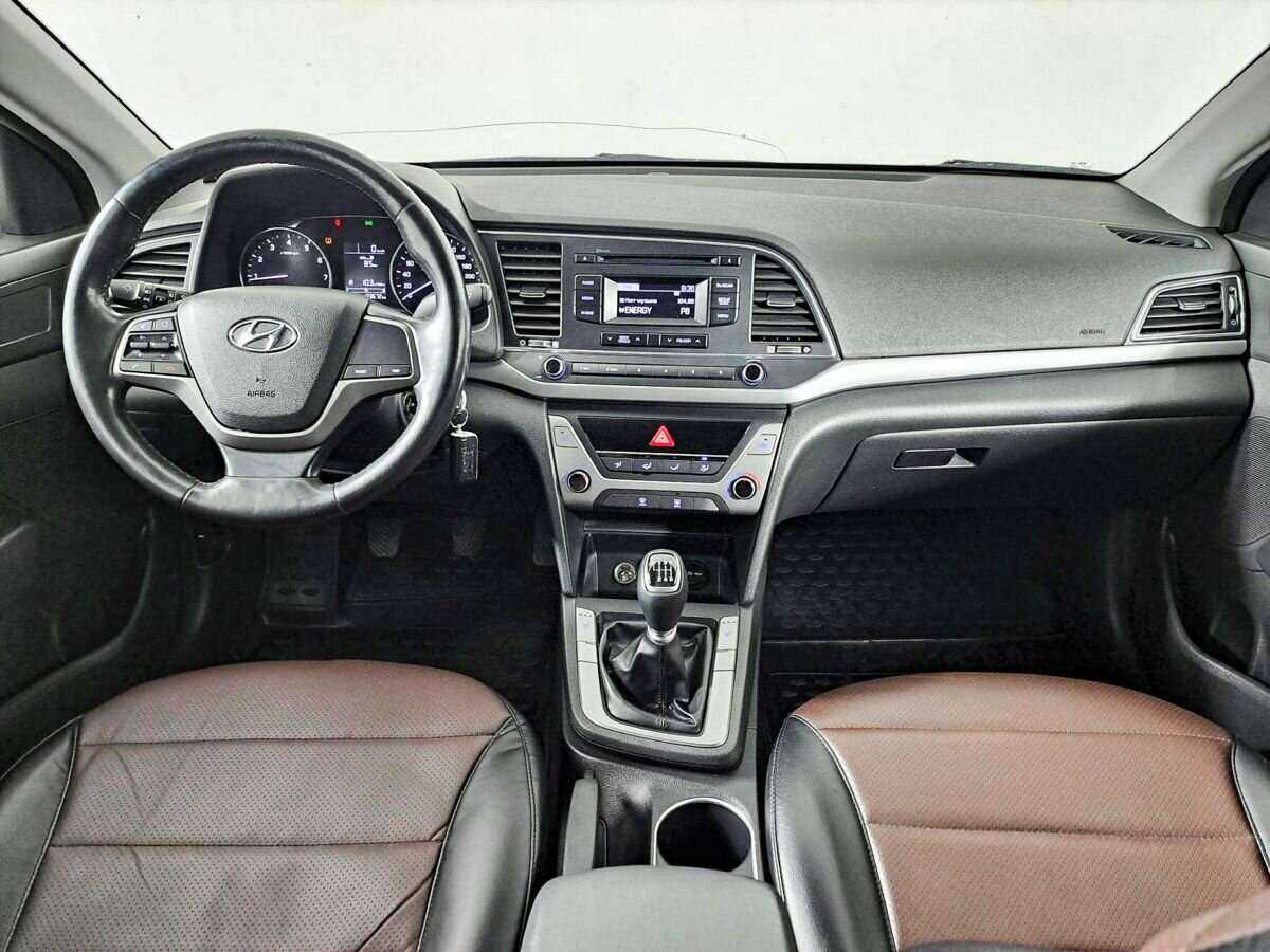 Hyundai Elantra, 2017 Фото №12
