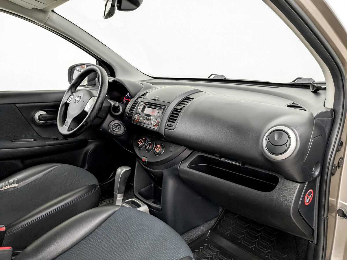 Nissan Note, 2013 Фото №11