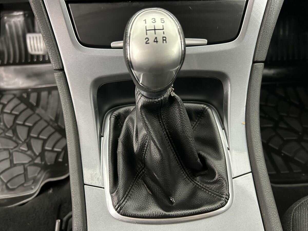 Ford Mondeo, 2012 Фото №13