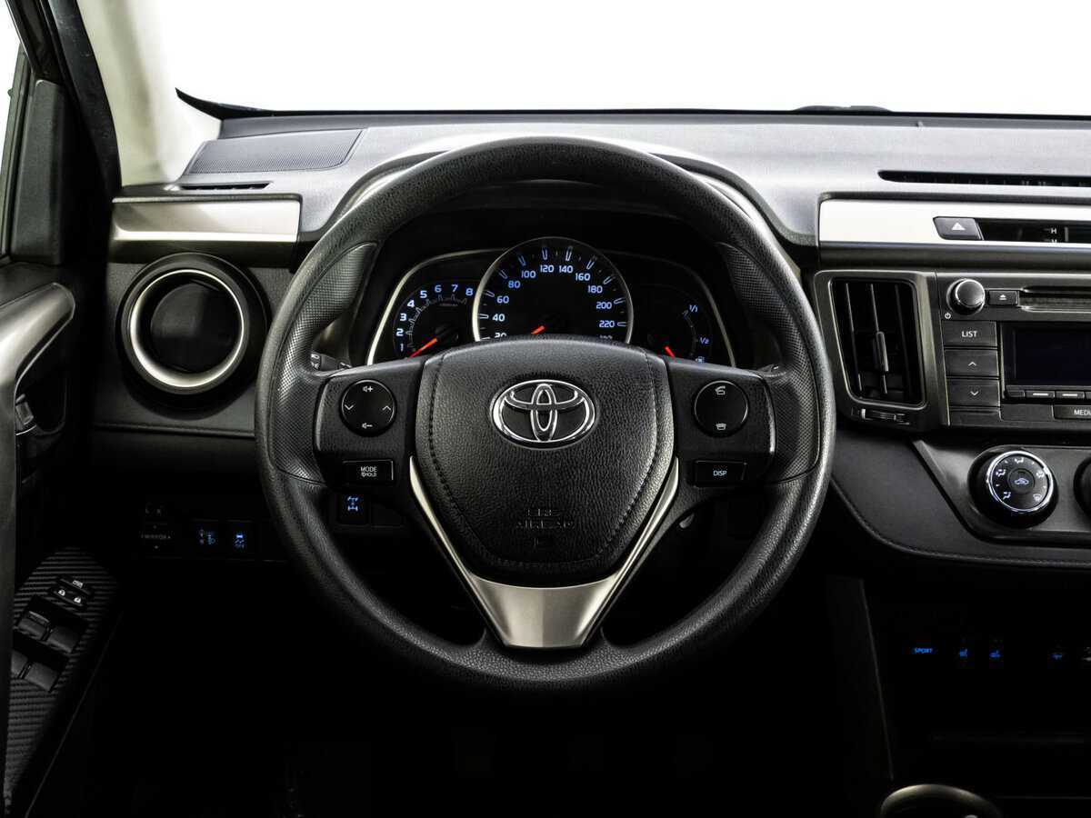 Toyota RAV4, 2015 Фото №10