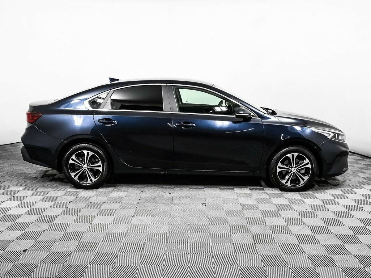 Kia Cerato, 2022 Фото №4