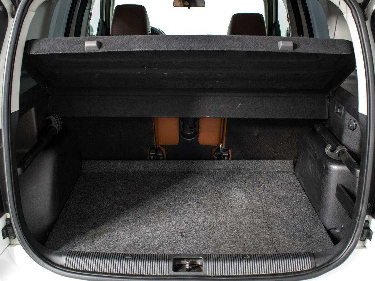 Skoda Yeti, 2015 Фото №12