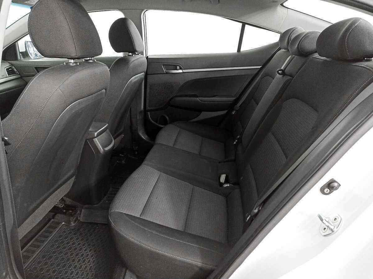 Hyundai Elantra, 2017 Фото №12