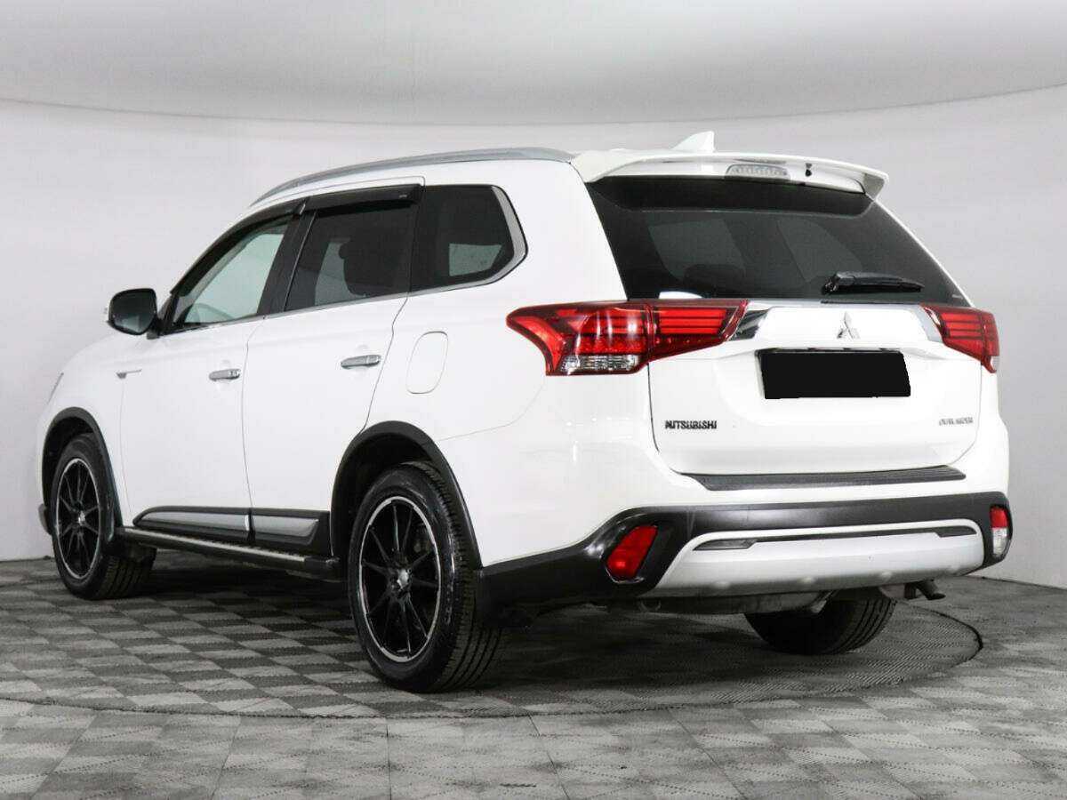 Mitsubishi Outlander, 2020 Фото №6