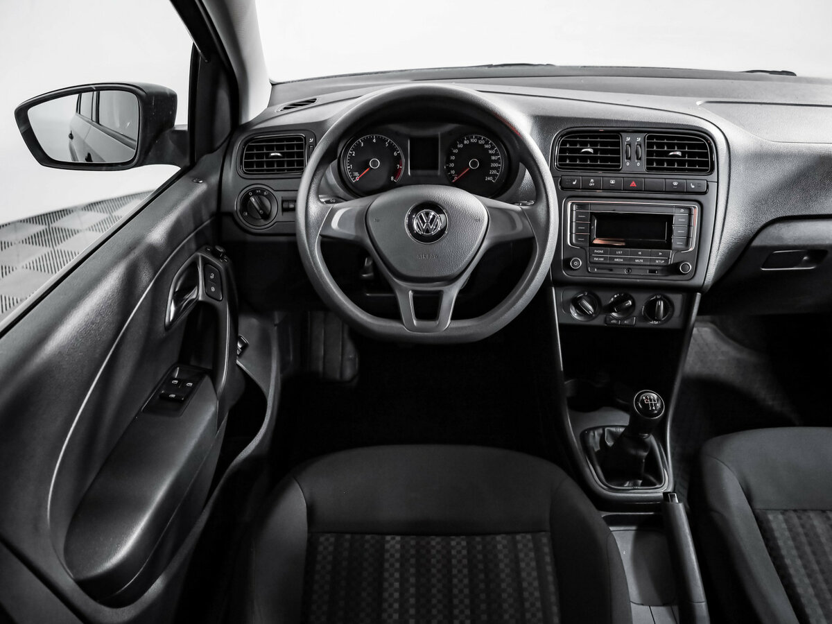 Volkswagen Polo V Рестайлинг, 2018 Фото №9