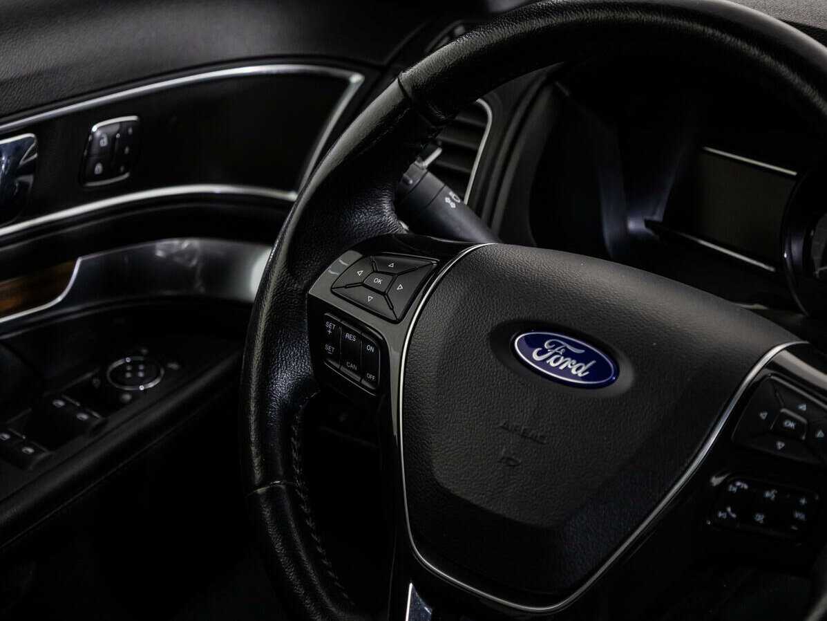 Ford Explorer, 2018 Фото №13