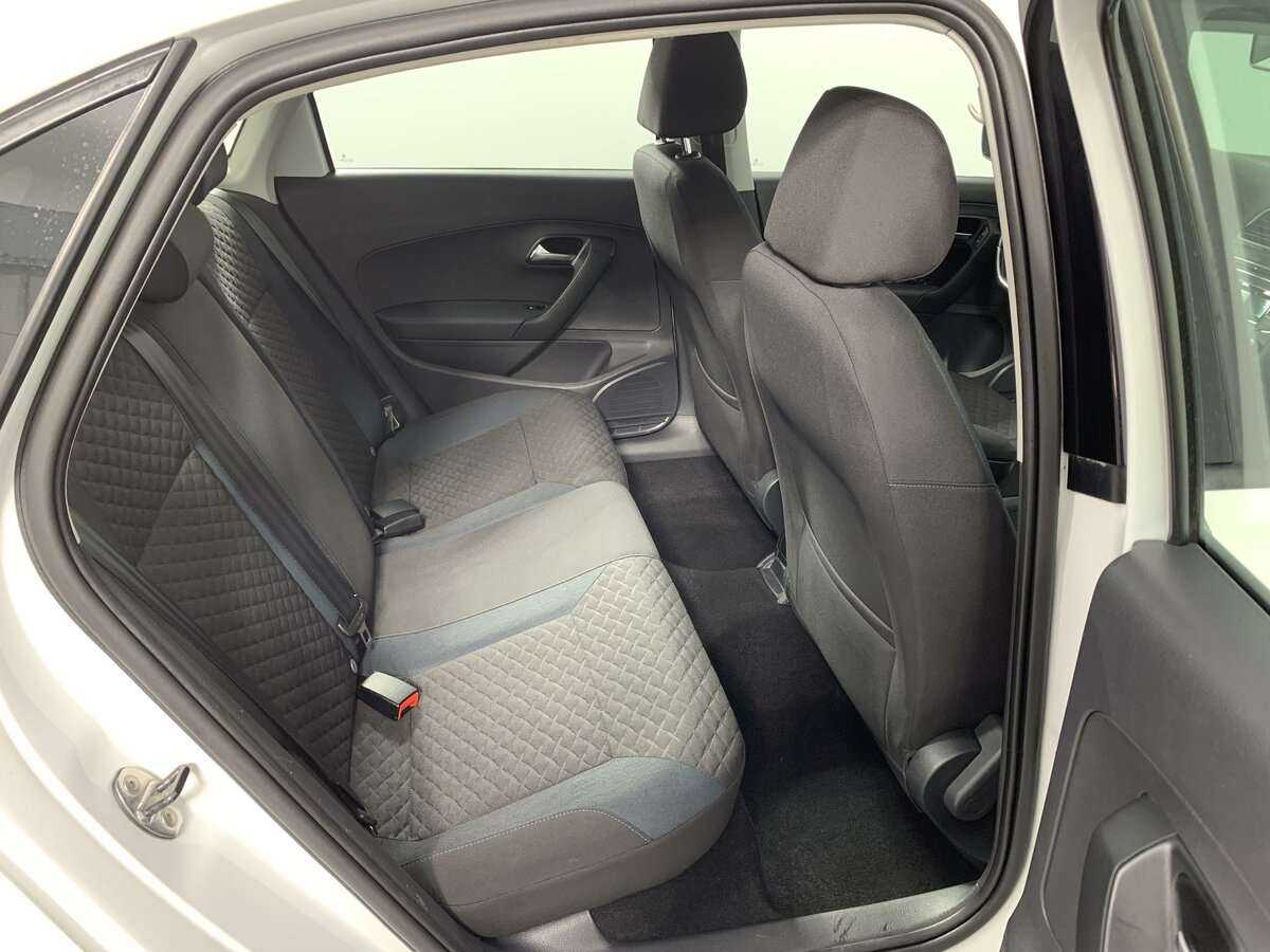 Volkswagen Polo, 2020 Фото №11
