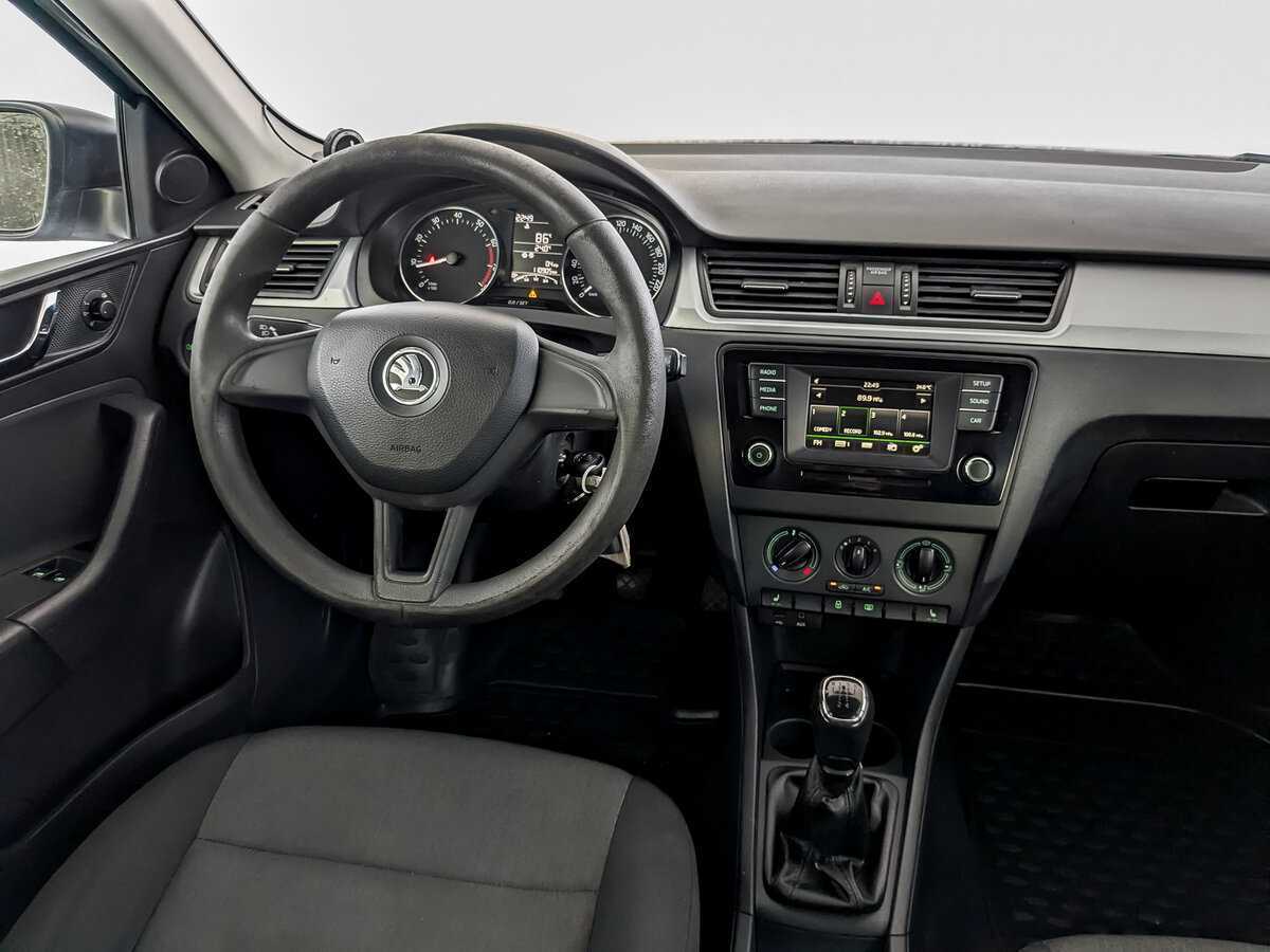 Skoda Rapid, 2017 Фото №26