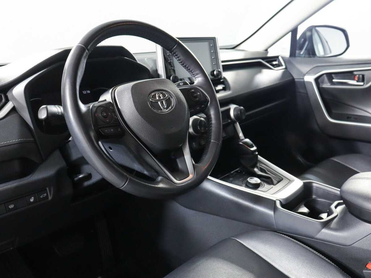 Toyota RAV4, 2021 Фото №11