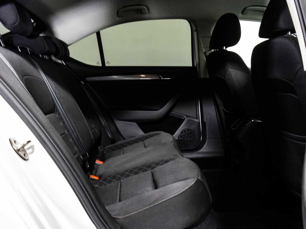 Skoda Superb, 2018 Фото №14