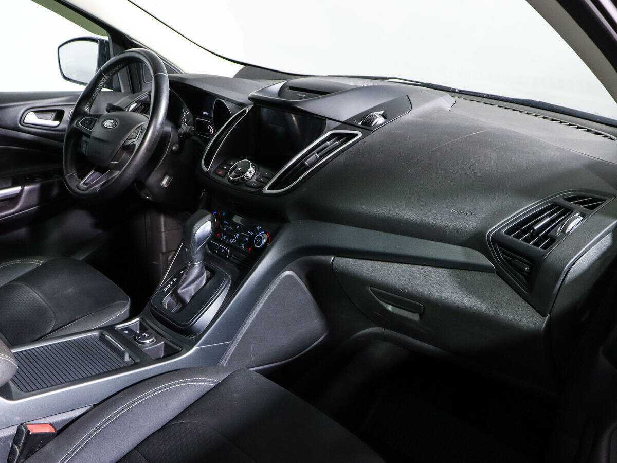 Ford Kuga, 2017 Фото №7