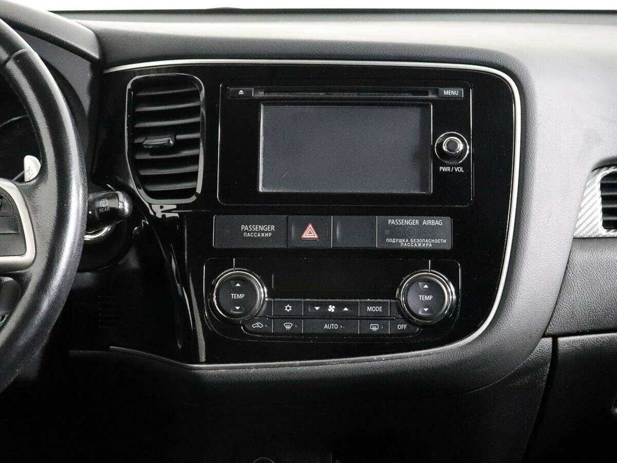 Mitsubishi Outlander, 2013 Фото №11