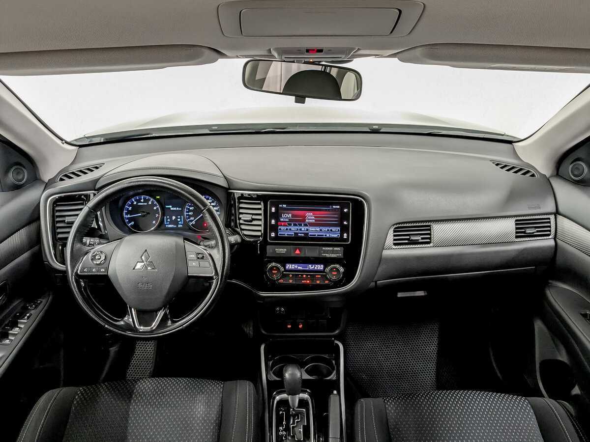 Mitsubishi Outlander, 2018 Фото №14