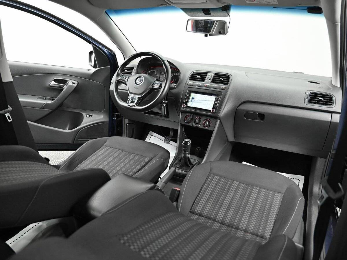 Volkswagen Polo, 2016 Фото №12