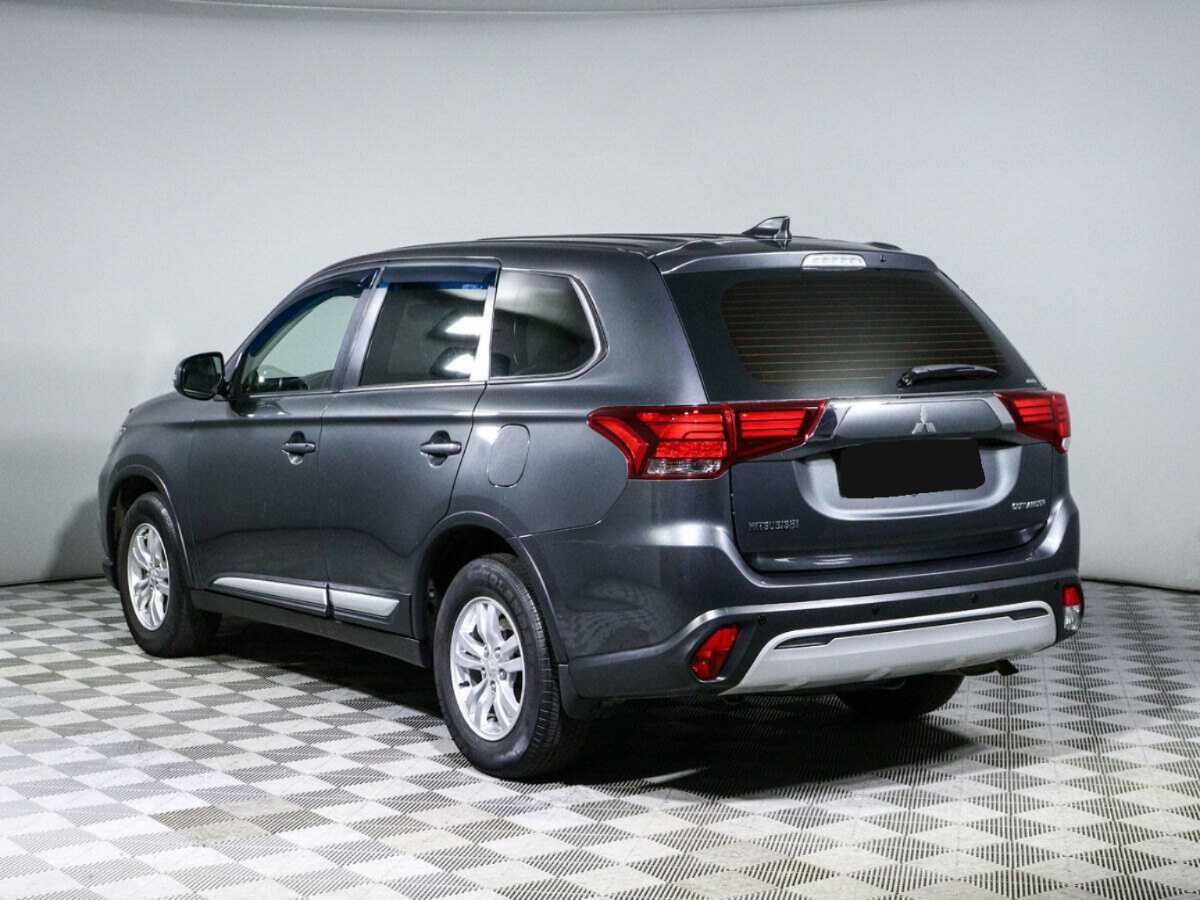 Mitsubishi Outlander, 2018 Фото №6