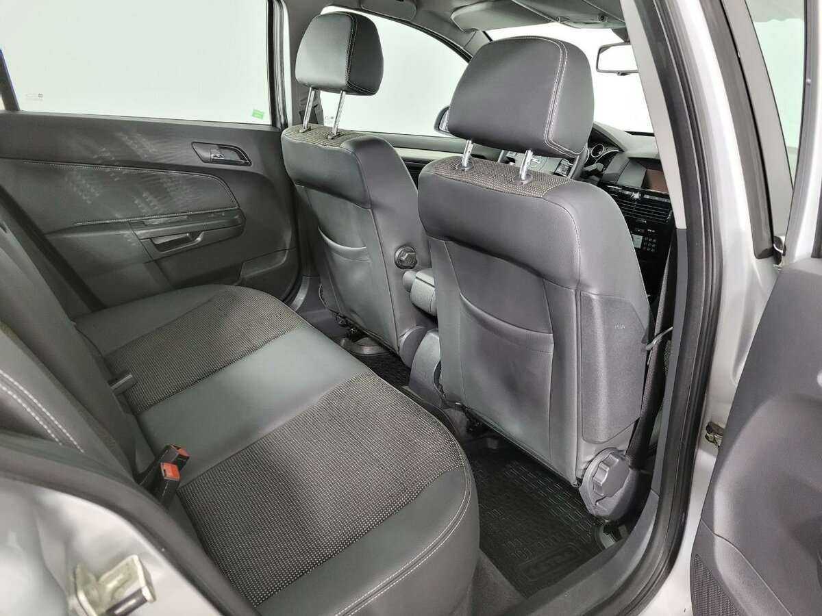 Opel Astra, 2012 Фото №17