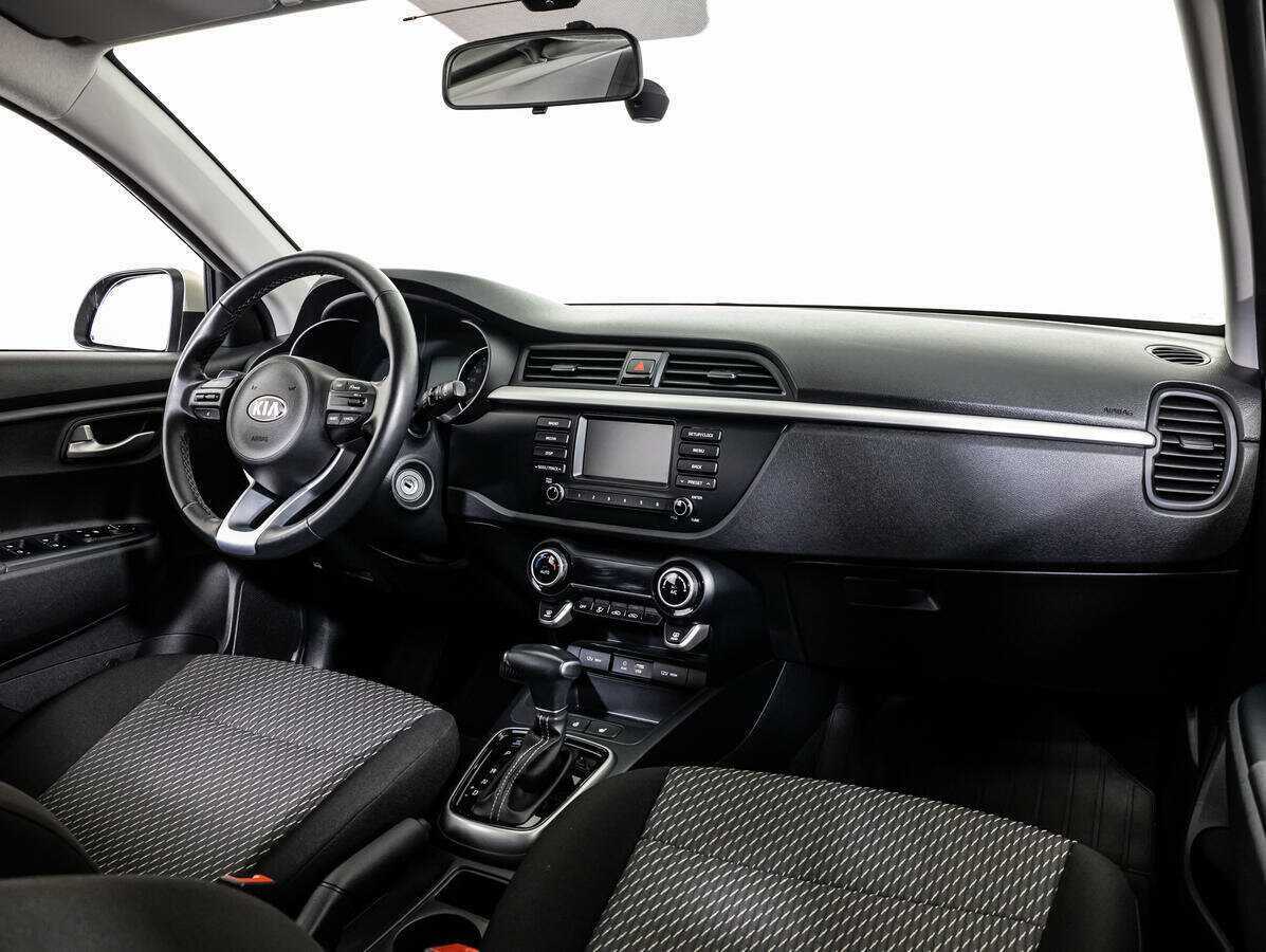 Kia Rio X-Line, 2019 Фото №7