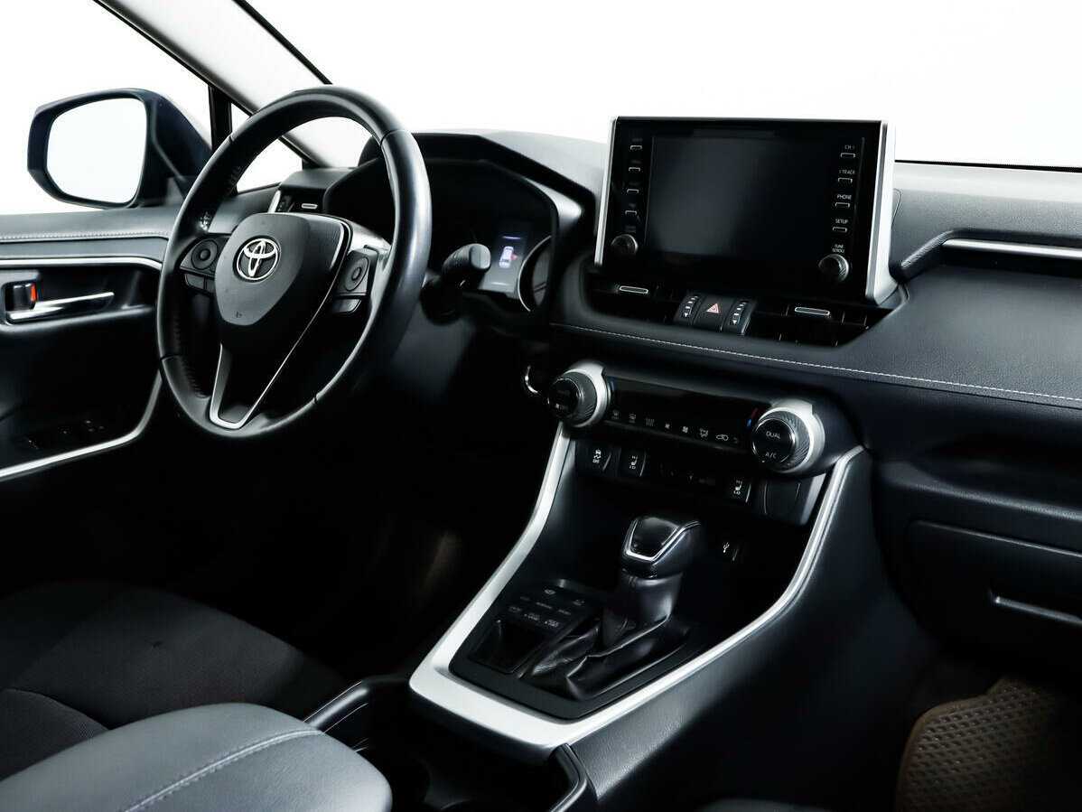 Toyota RAV4, 2020 Фото №9