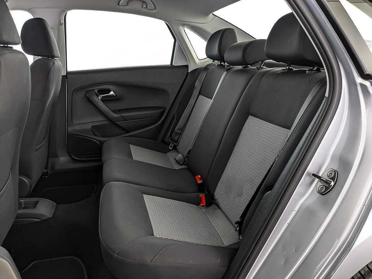 Volkswagen Polo, 2015 Фото №18