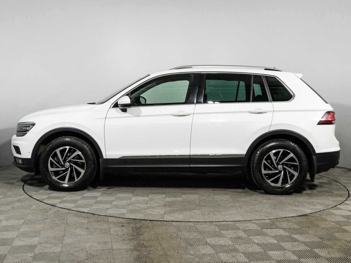 Volkswagen Tiguan, 2018 Фото №8