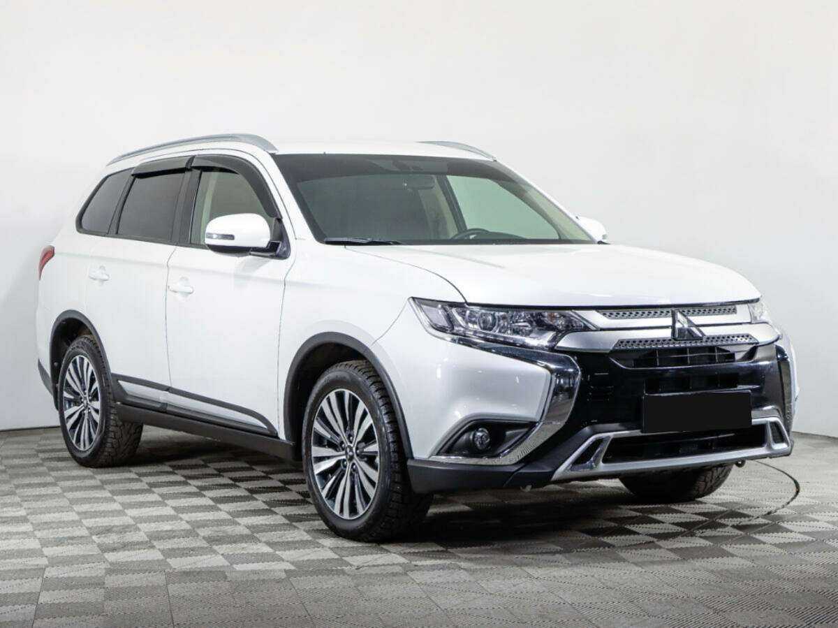 Mitsubishi Outlander, 2021 Фото №3
