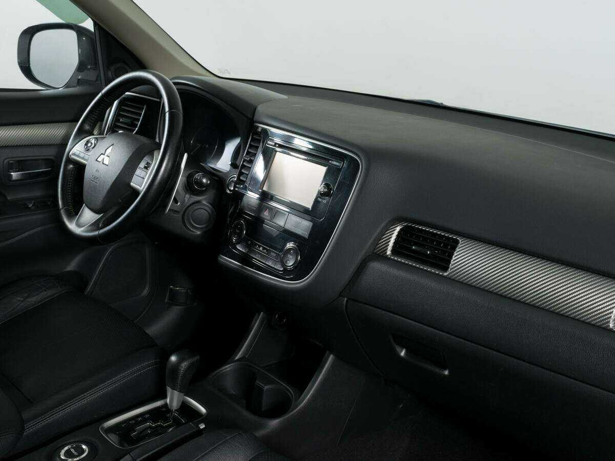 Mitsubishi Outlander, 2012 Фото №9