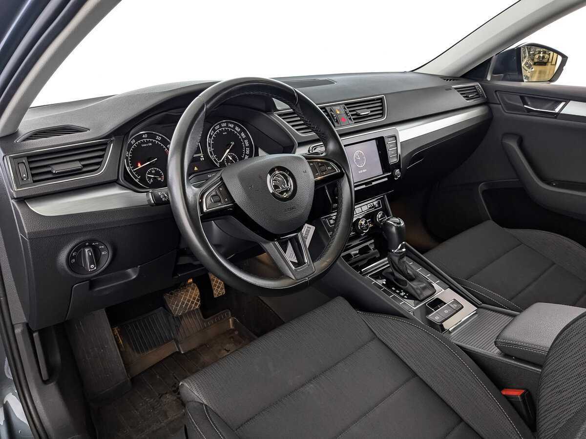 Skoda Superb, 2019 Фото №11
