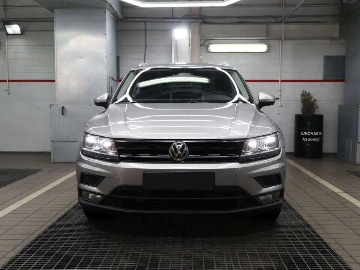Volkswagen Tiguan, 2018 Фото №3