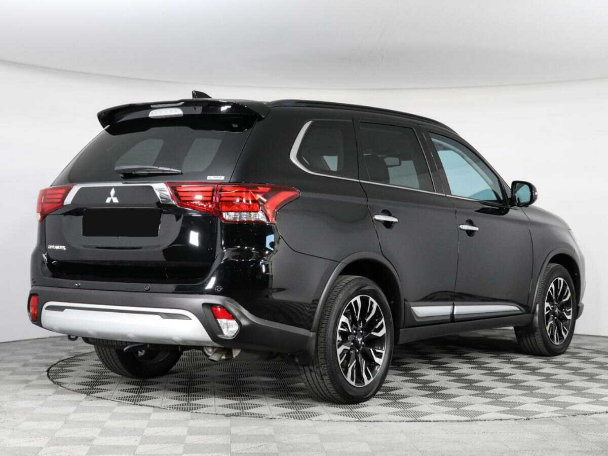 Mitsubishi Outlander, 2022 Фото №5