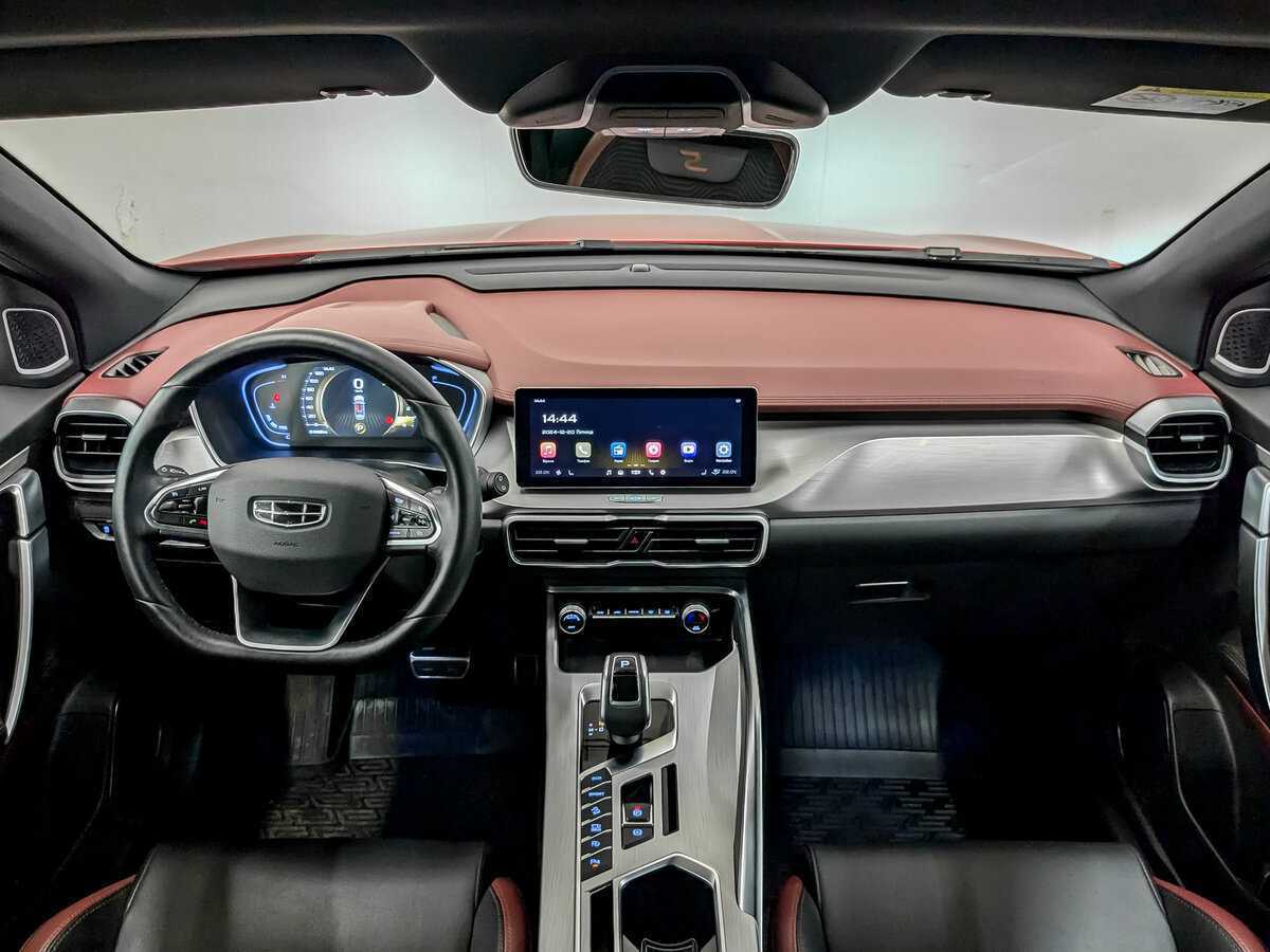 Geely Coolray, 2022 Фото №14