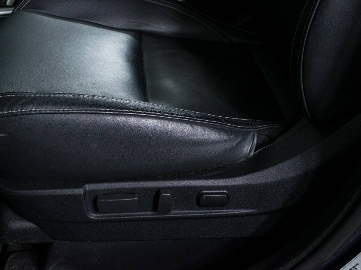 Mitsubishi Outlander, 2020 Фото №18