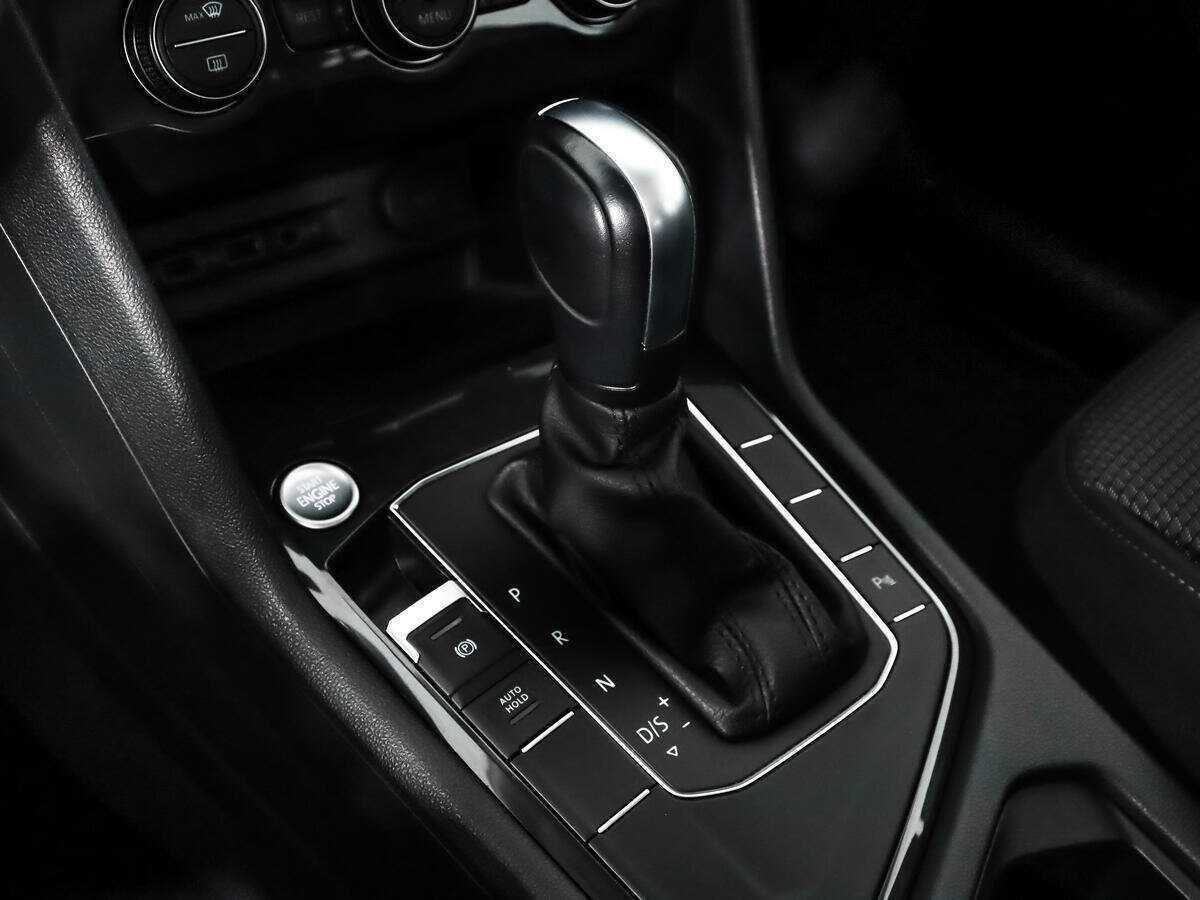 Volkswagen Tiguan L, 2019 Фото №10