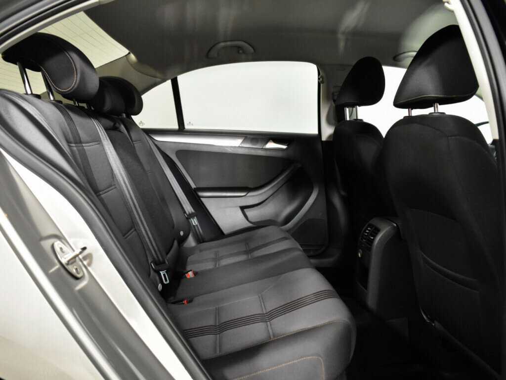 Volkswagen Jetta, 2016 Фото №10