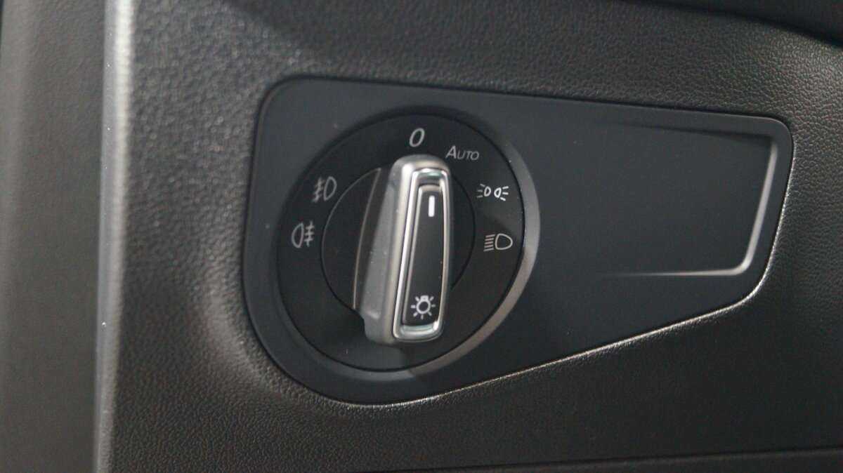 Volkswagen Tiguan, 2018 Фото №9