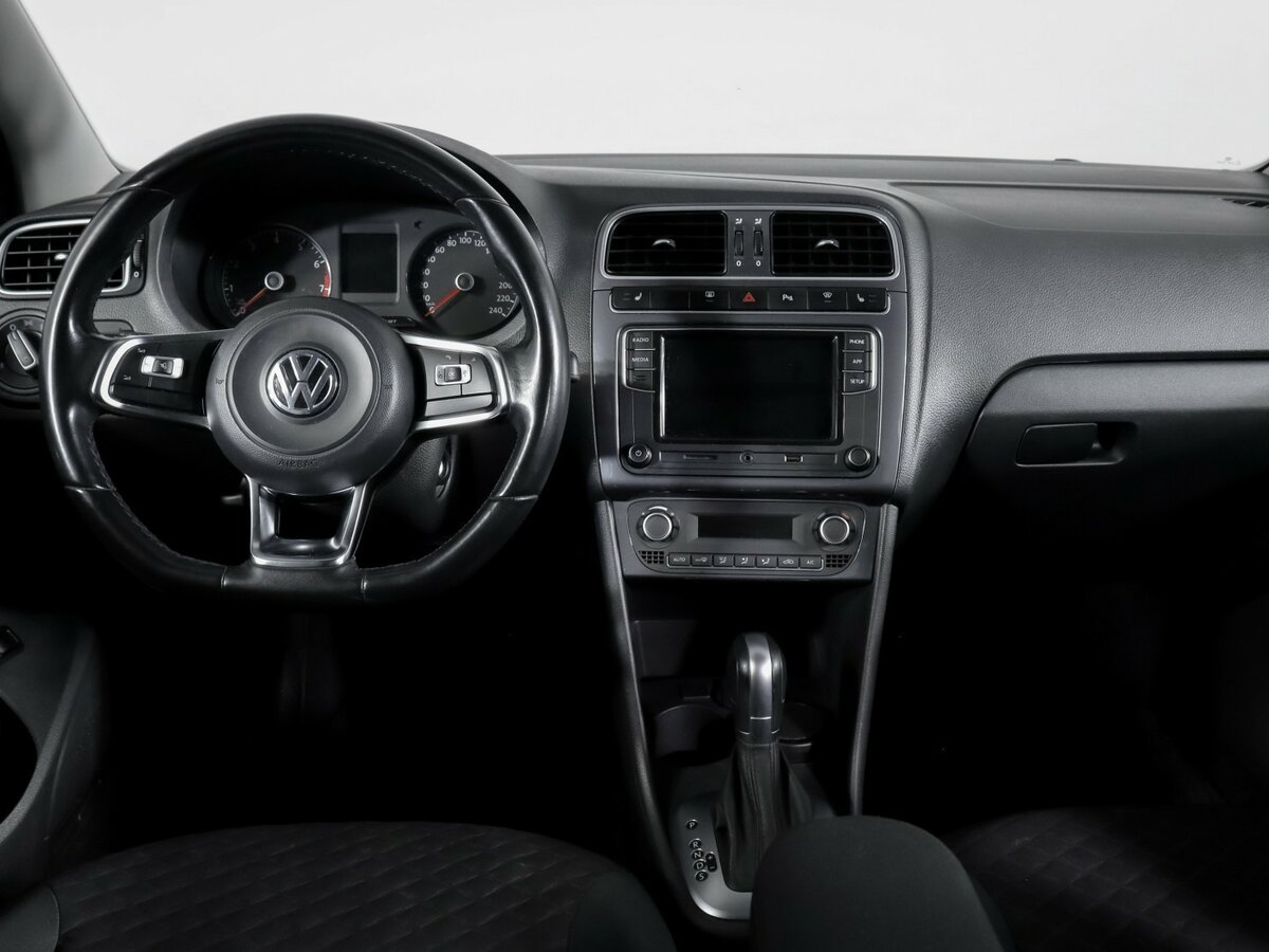 Volkswagen Polo V Рестайлинг, 2019 Фото №10