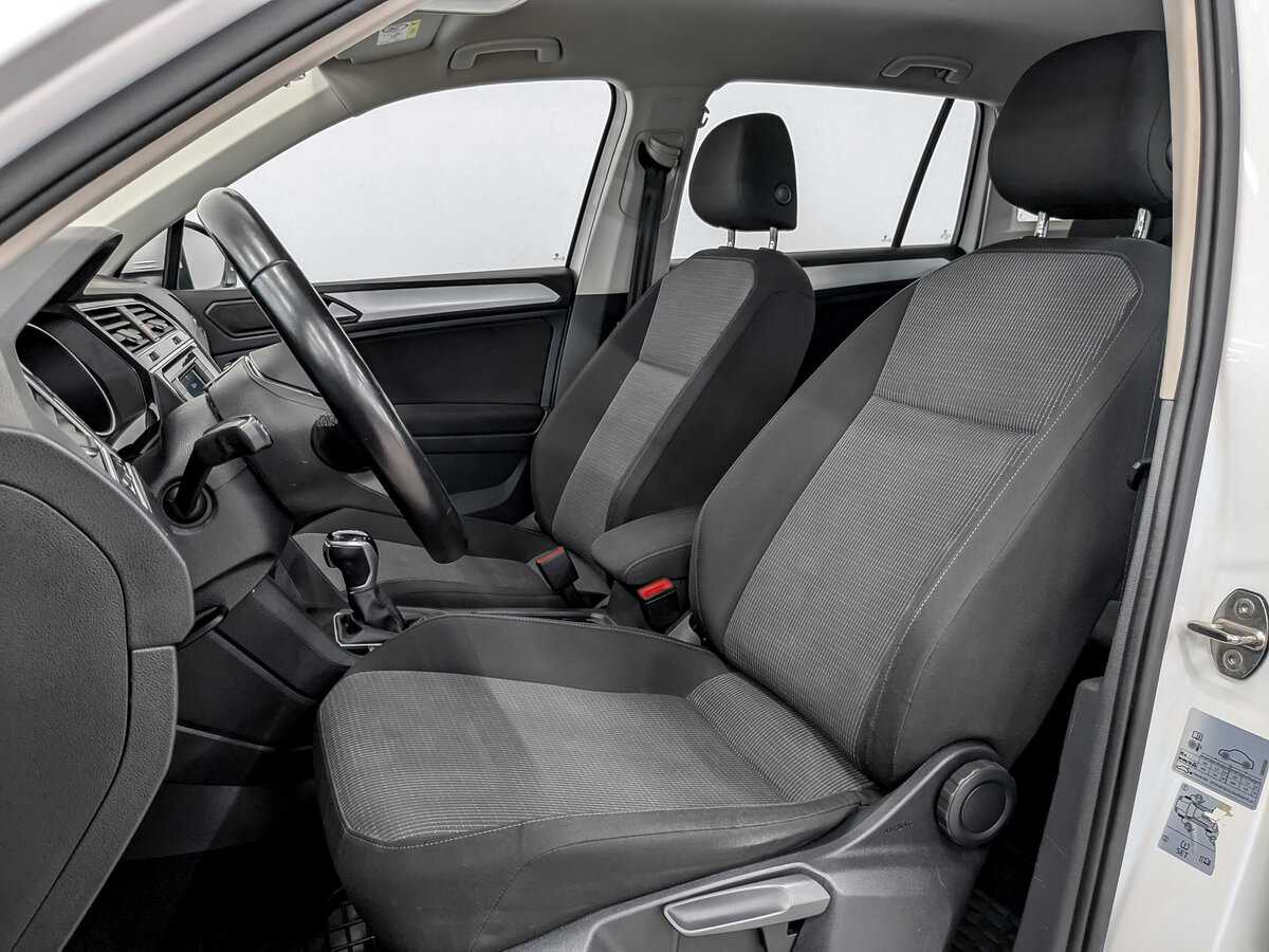 Volkswagen Tiguan, 2021 Фото №19