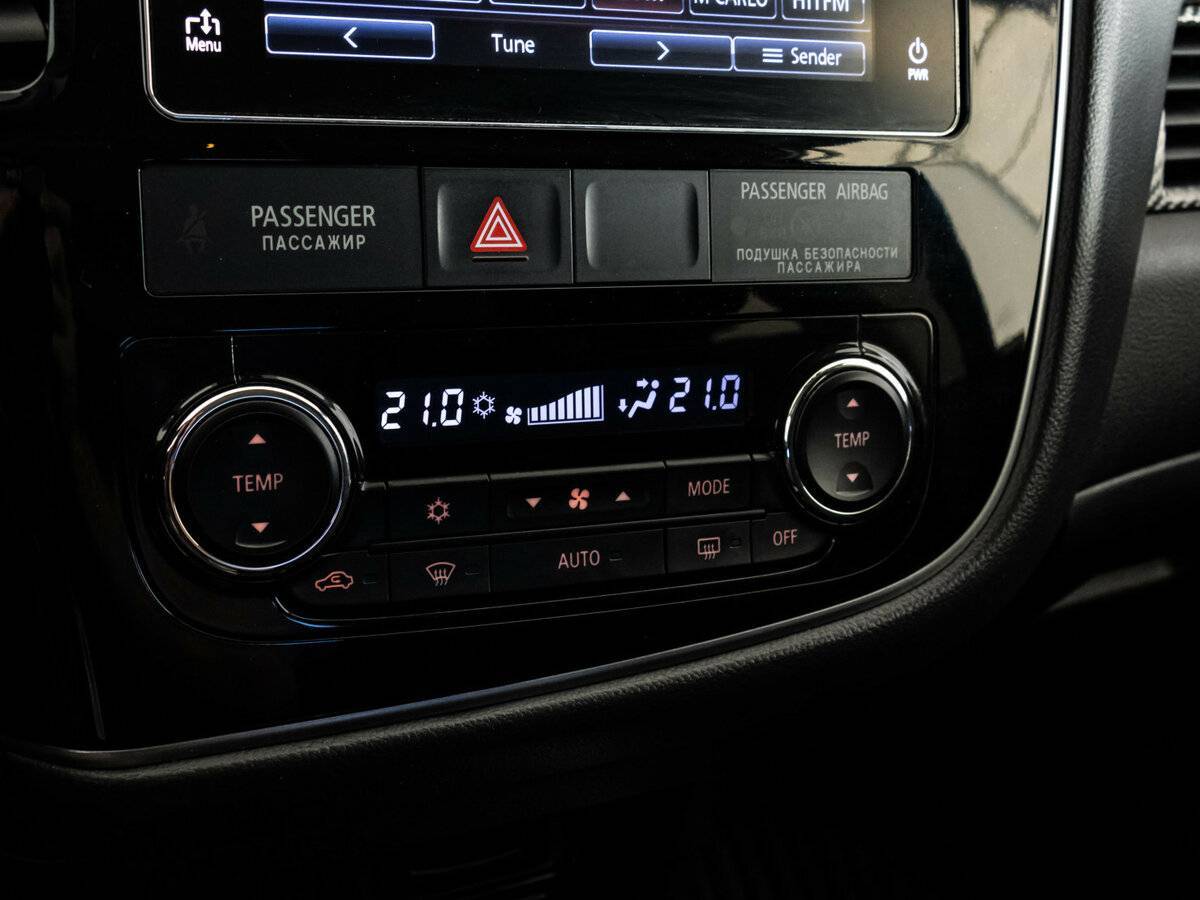 Mitsubishi Outlander, 2018 Фото №13