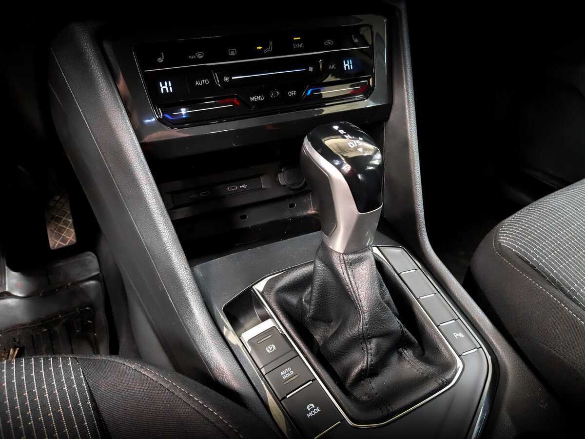 Volkswagen Tiguan, 2021 Фото №27