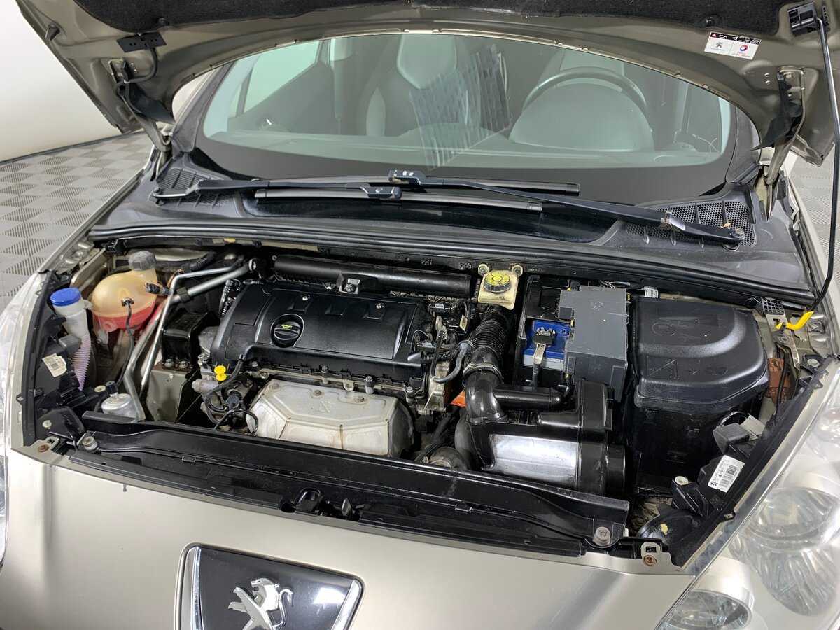 Peugeot 308, 2012 Фото №11