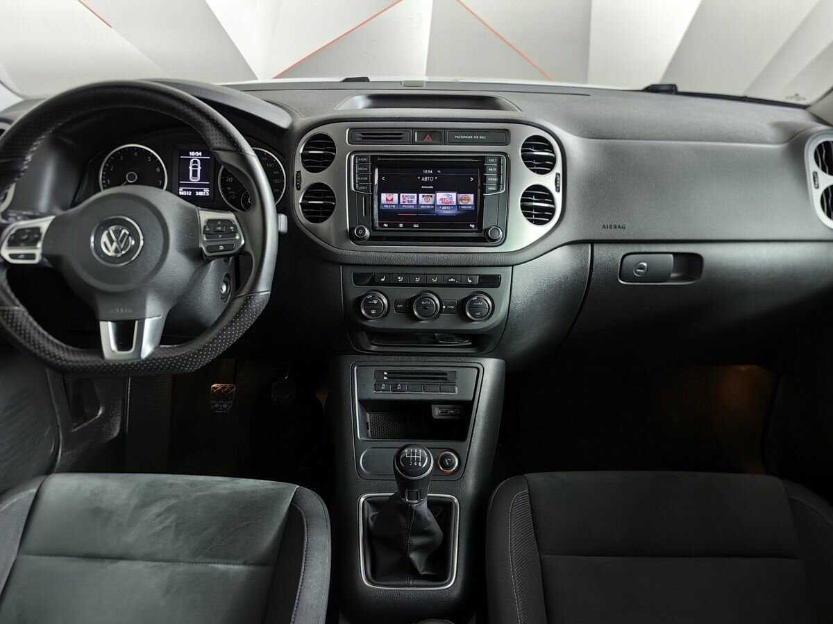 Volkswagen Tiguan, 2016 Фото №10