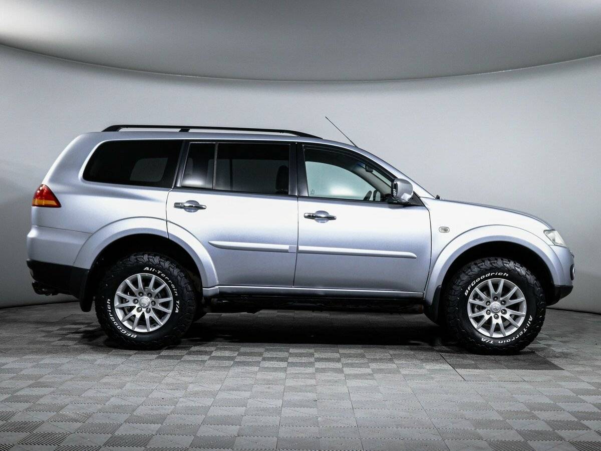 Mitsubishi Pajero Sport, 2013 Фото №4