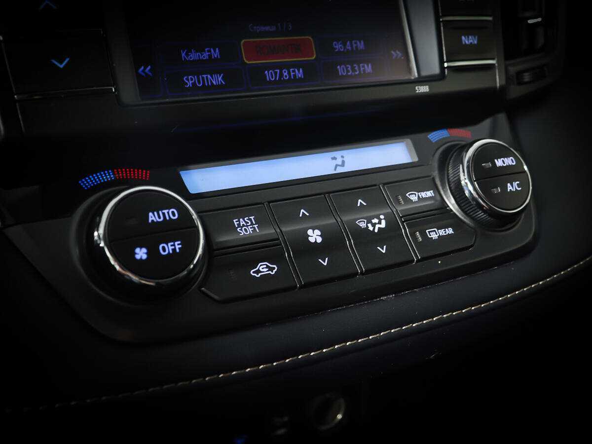 Toyota RAV4, 2013 Фото №16