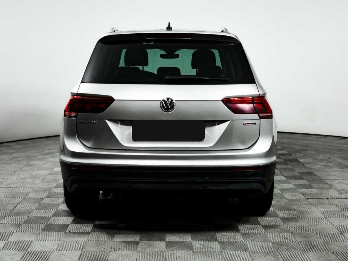 Volkswagen Tiguan, 2020 Фото №6