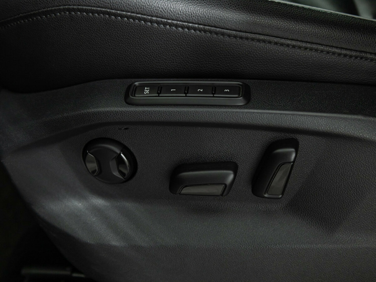 Volkswagen Tiguan II, 2018 Фото №17