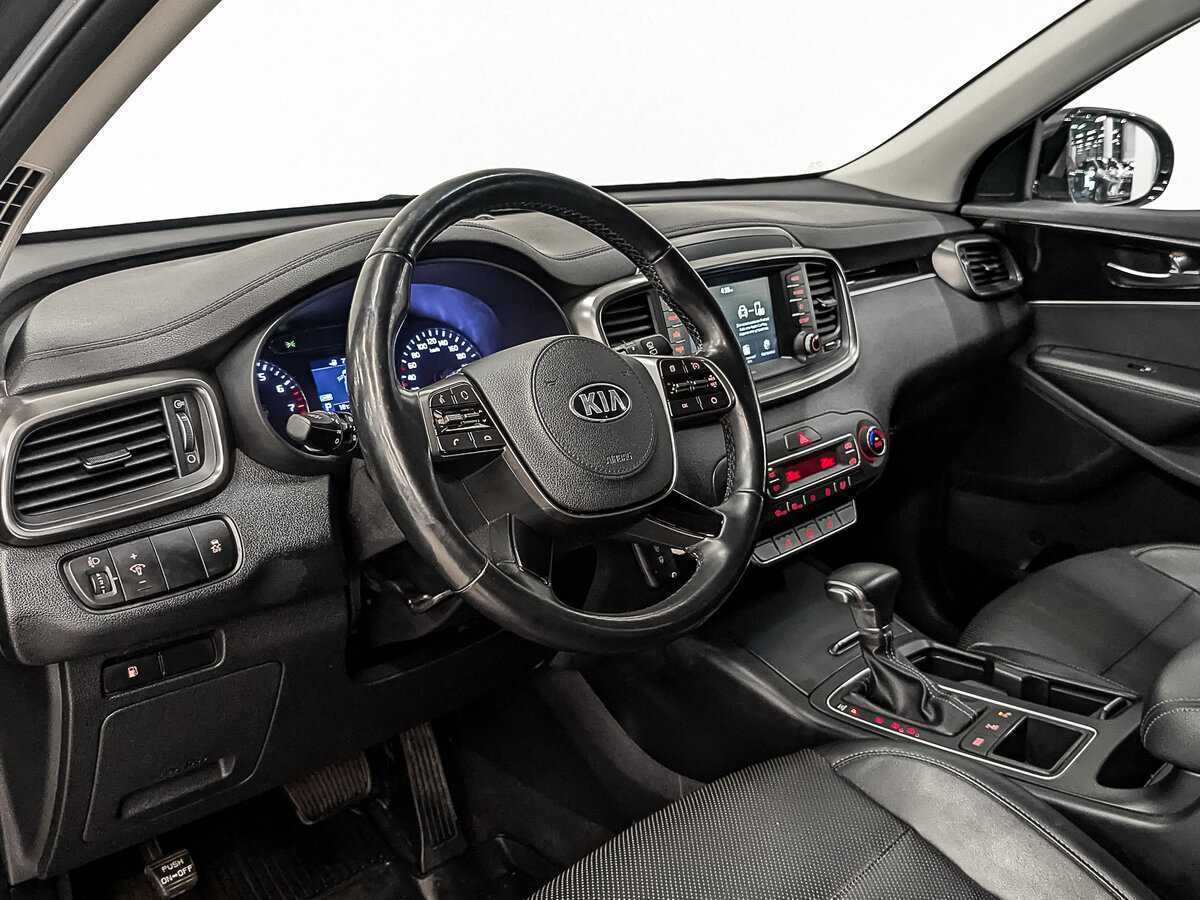Kia Sorento, 2018 Фото №15