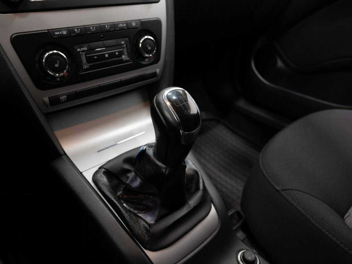 Skoda Octavia, 2012 Фото №21